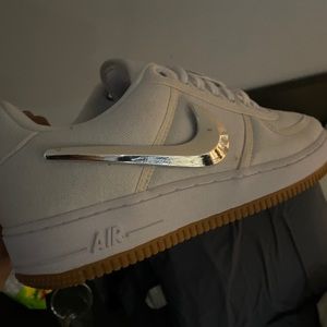 TRAVIS SCOTT AF1 (SZ.10-11)